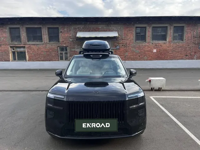 ENROAD Nomadix Pro XXL 600-E на Audi A4 allroad — общий ракурс автомобиля с установленным автобоксом