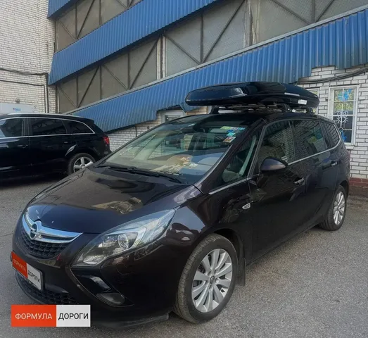 ENROAD Nomadix Pro XXL Slim-450 на Opel Zafira Tourer C — дополнительный ракурс автомобиля с установленным автобоксом