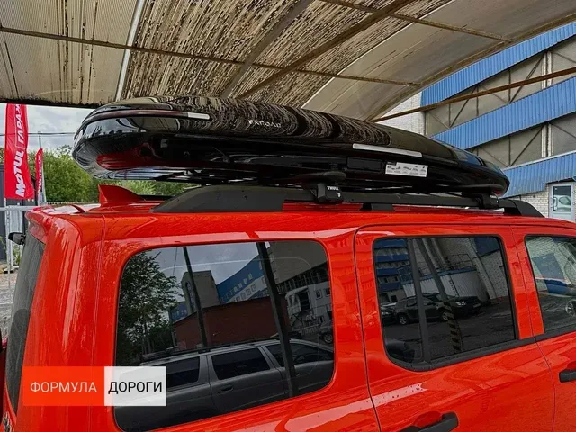 ENROAD Nomadix Pro XXL Slim-450 на Tank 300 — общий ракурс автомобиля с установленным автобоксом