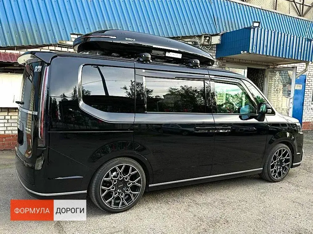 Установка автобокса ENROAD на Honda STEPWGN в магазине Формула Дороги
