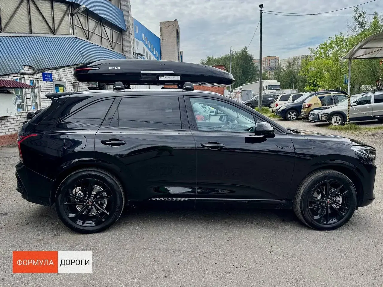 Установка автобокса ENROAD на Hongqi HS3 в магазине Формула Дороги
