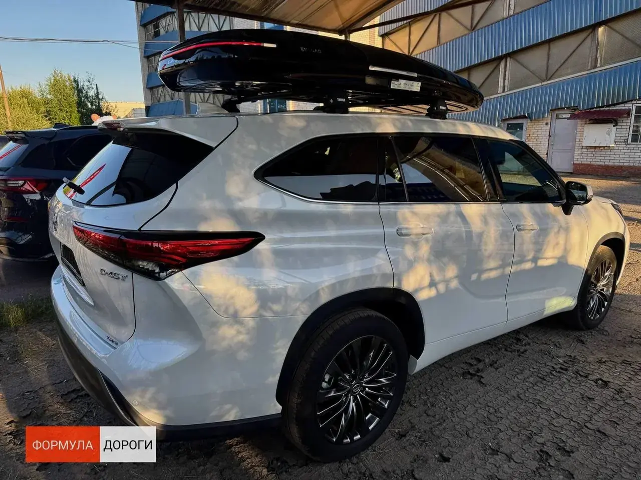 Установка автобокса ENROAD на Toyota Highlander в магазине Формула Дороги